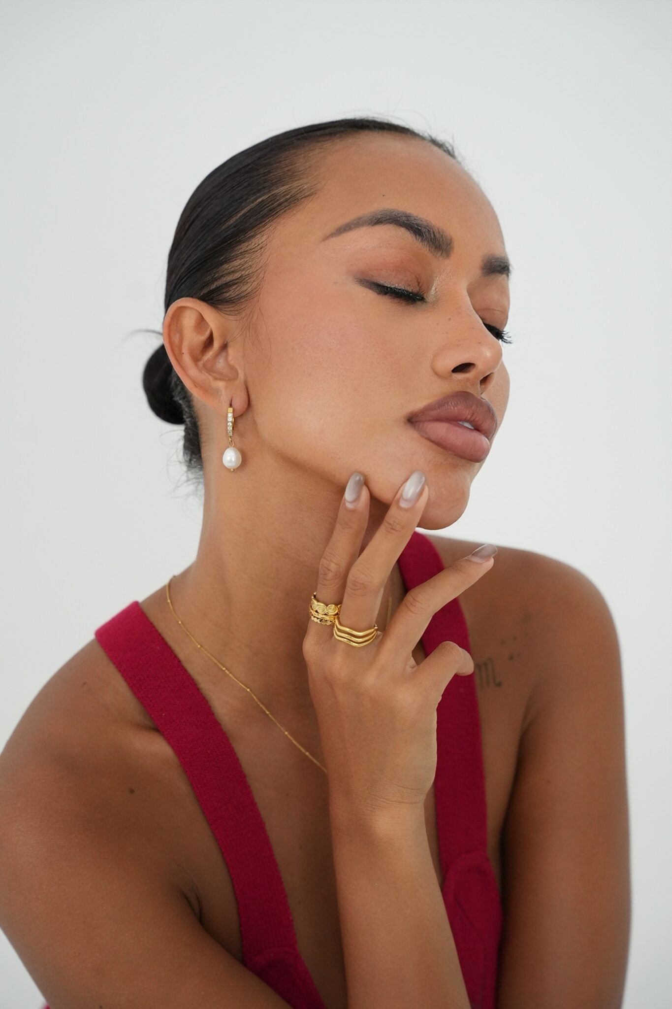 Oyster Hoop Earrings